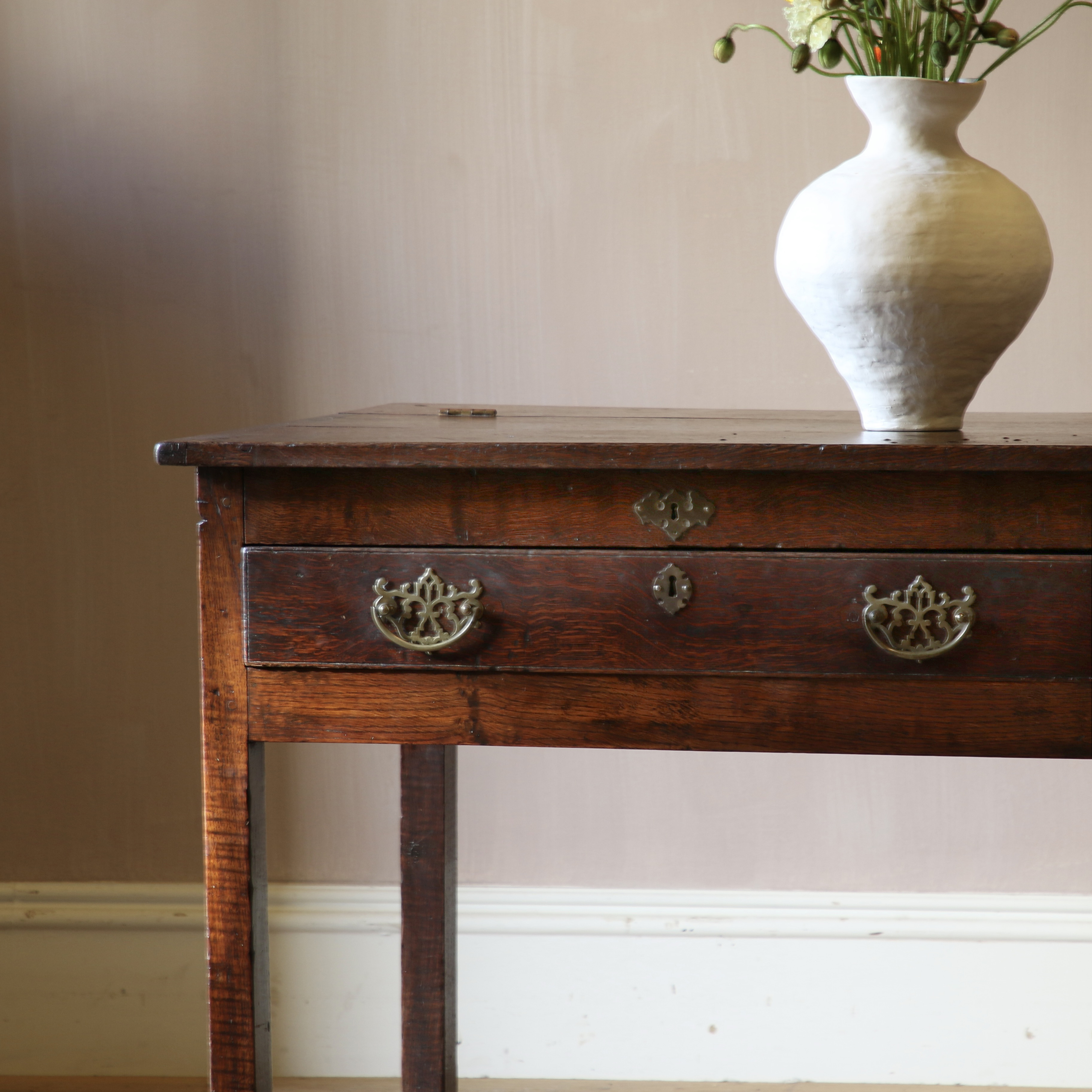 Single Drawer Side Table / Desk